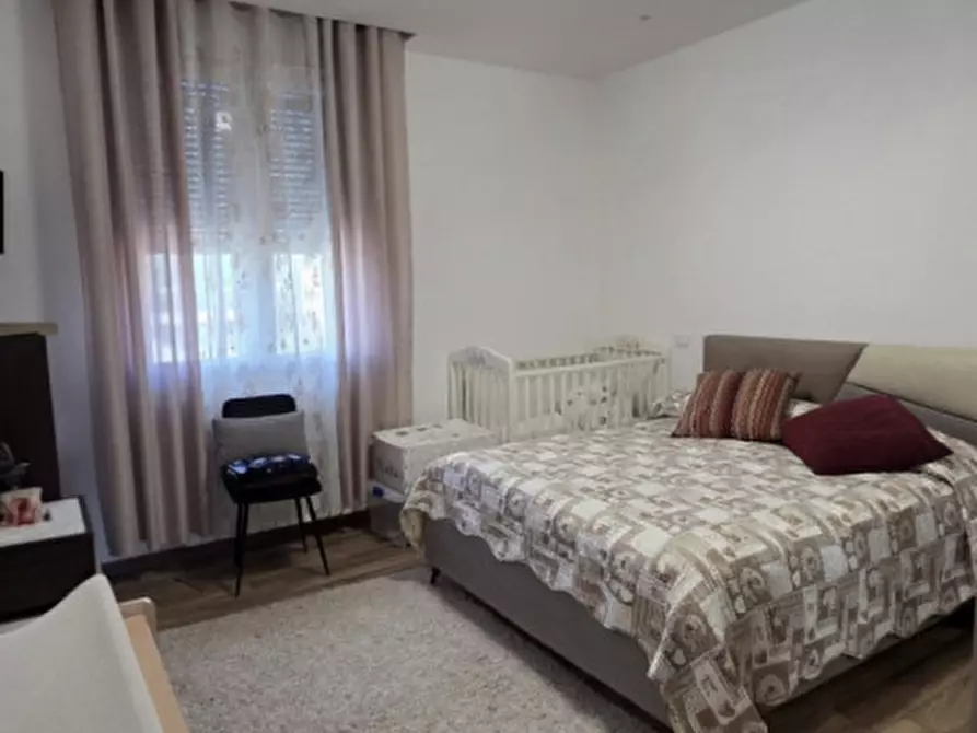 Immagine 14 di Appartamento in vendita  in Via G. Galilei n. 5 a Rovigo
