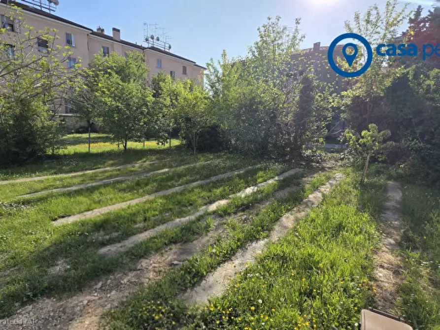 Immagine 23 di Appartamento in vendita  in Via G. Galilei n. 5 a Rovigo