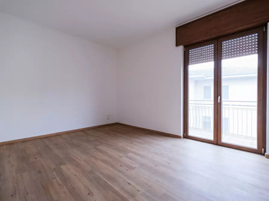 Immagine 3 di Appartamento in vendita  a Vicenza