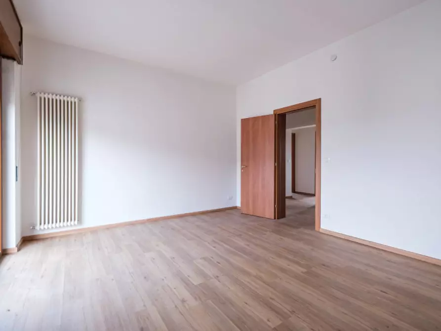 Immagine 5 di Appartamento in vendita  a Vicenza
