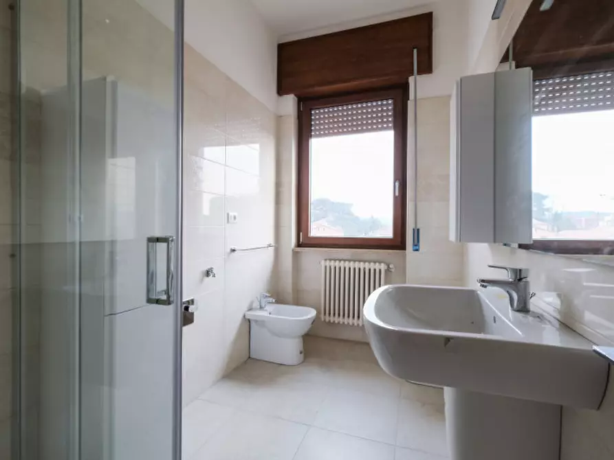 Immagine 15 di Appartamento in vendita  a Vicenza