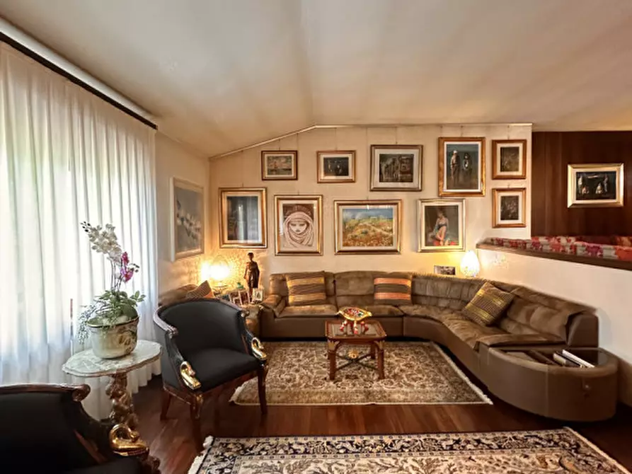 Immagine 16 di Villa in vendita  in Via Gino Stella a Thiene