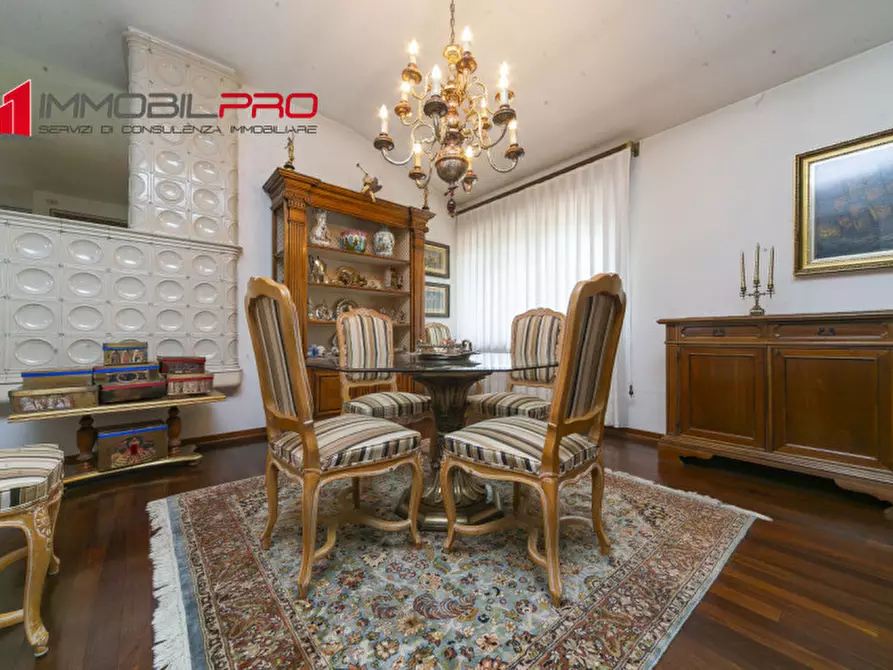 Immagine 17 di Villa in vendita  in Via Gino Stella a Thiene