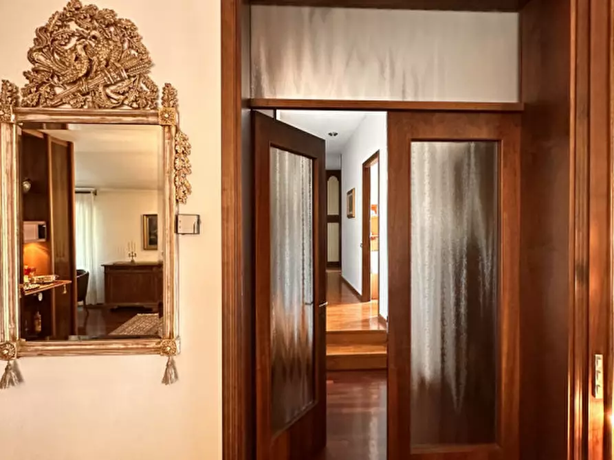 Immagine 29 di Villa in vendita  in Via Gino Stella a Thiene