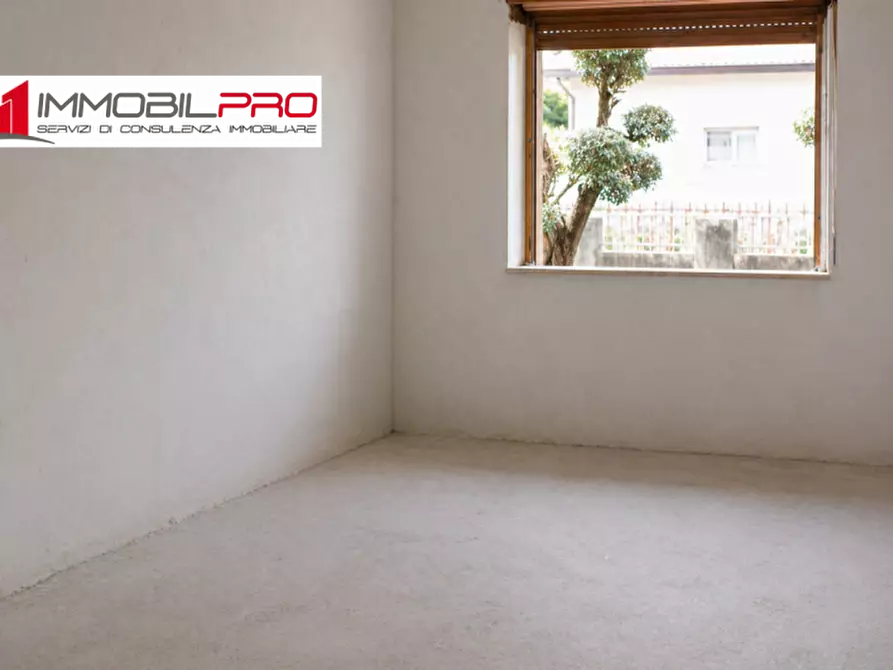 Immagine 42 di Villa in vendita  in Via Gino Stella a Thiene