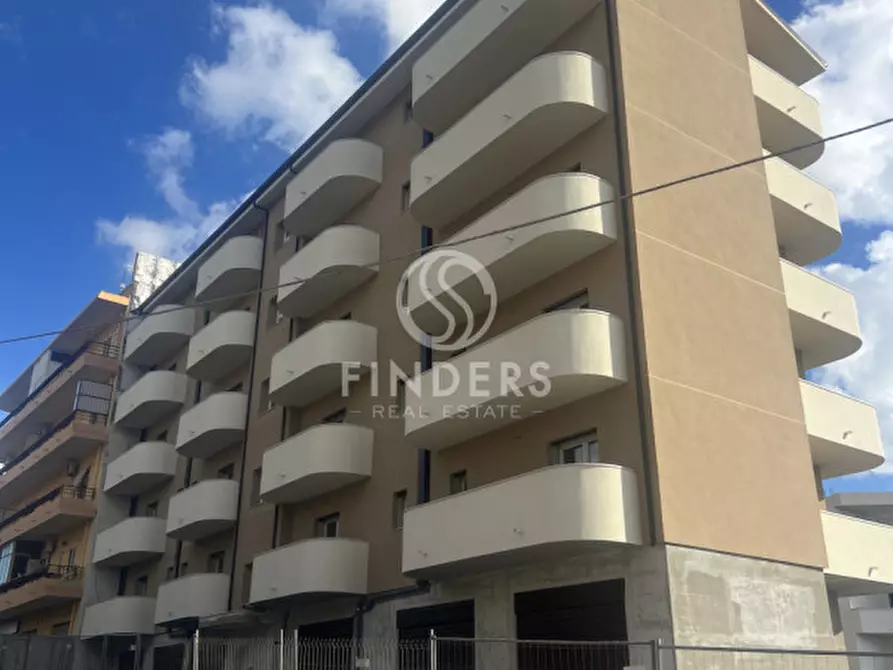Immagine 2 di Appartamento in vendita  in Via Reggio Campi II Tronco 331 a Reggio Di Calabria