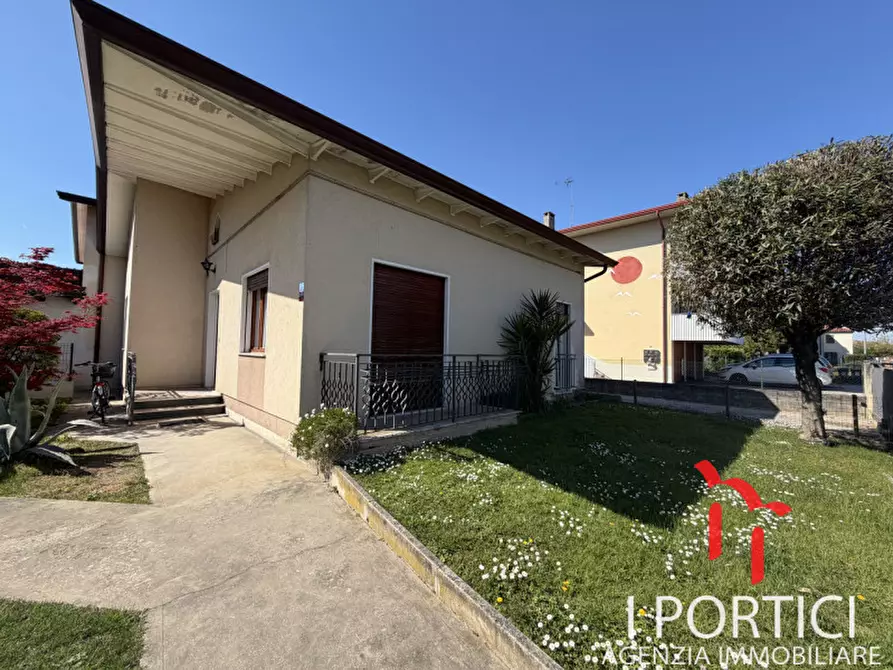 Immagine 24 di Casa bifamiliare in vendita  in Via Calabria a Salzano