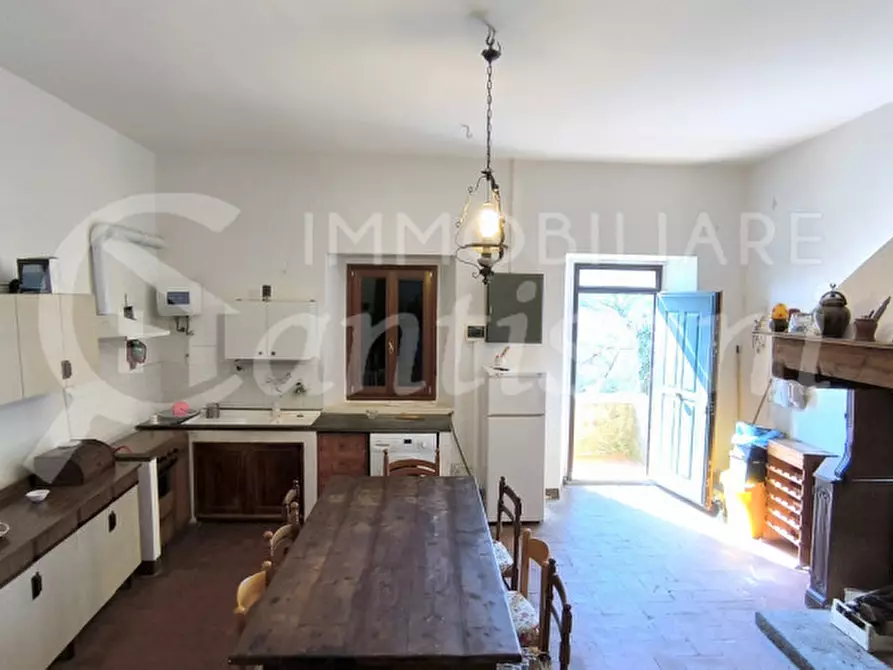 Immagine 4 di Casa indipendente in vendita  in via di cavallico a Scarperia E San Piero