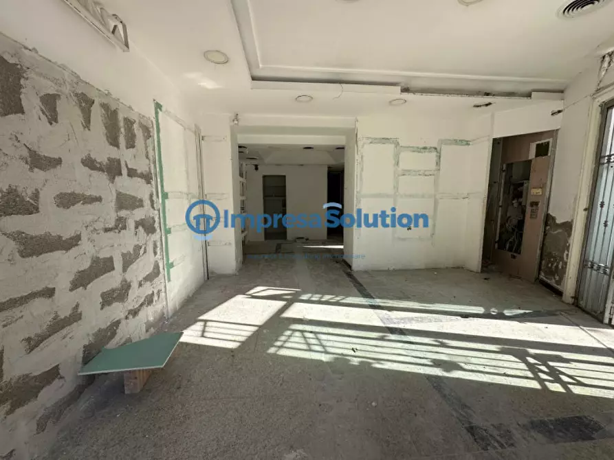 Immagine 5 di Negozio in affitto  in Corso Giuseppe Garibaldi 332 a Napoli