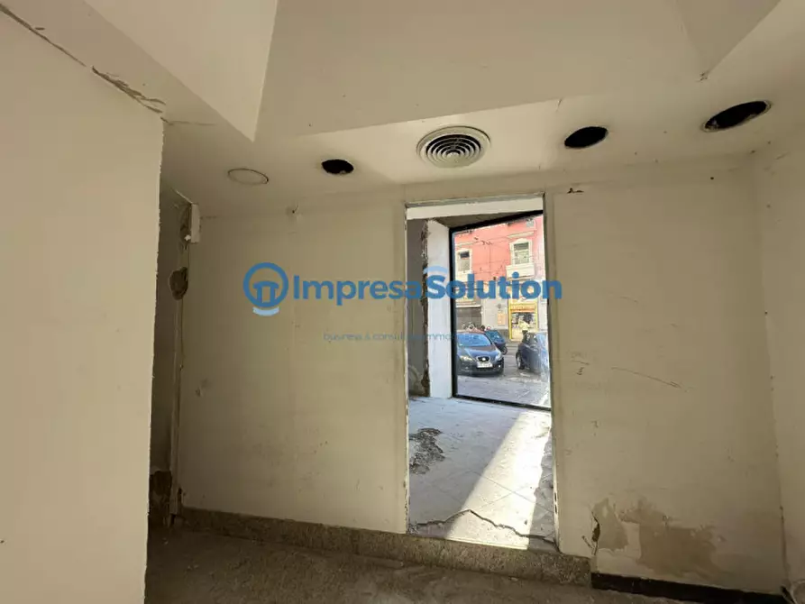Immagine 10 di Negozio in affitto  in Corso Giuseppe Garibaldi 332 a Napoli