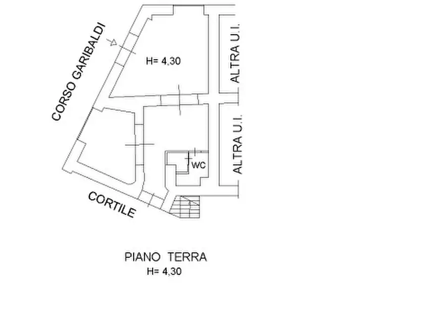 Immagine 12 di Negozio in affitto  in Corso Giuseppe Garibaldi 332 a Napoli