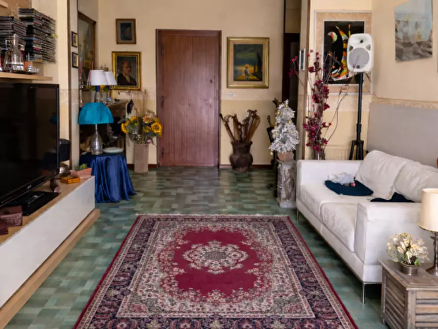 Immagine 3 di Appartamento in vendita  in Via Ferdinando Ferri, 10 a Palermo