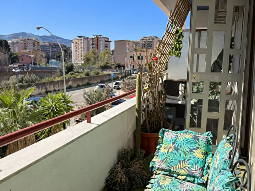 Immagine 11 di Appartamento in vendita  in Via Ferdinando Ferri, 10 a Palermo