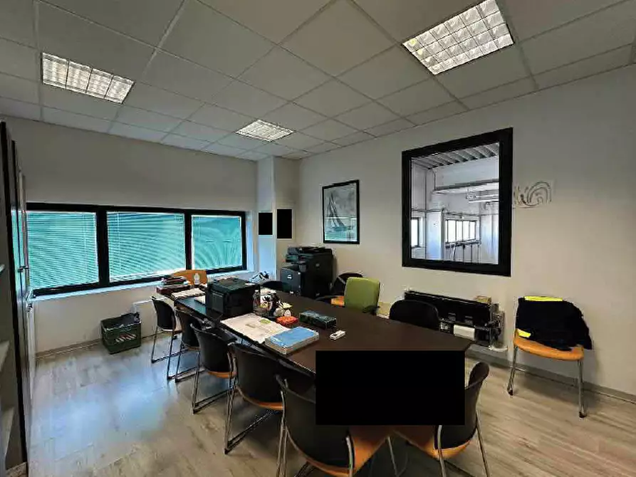 Immagine 3 di Laboratorio in vendita  in Via del Lavoro, 18 a Cornuda