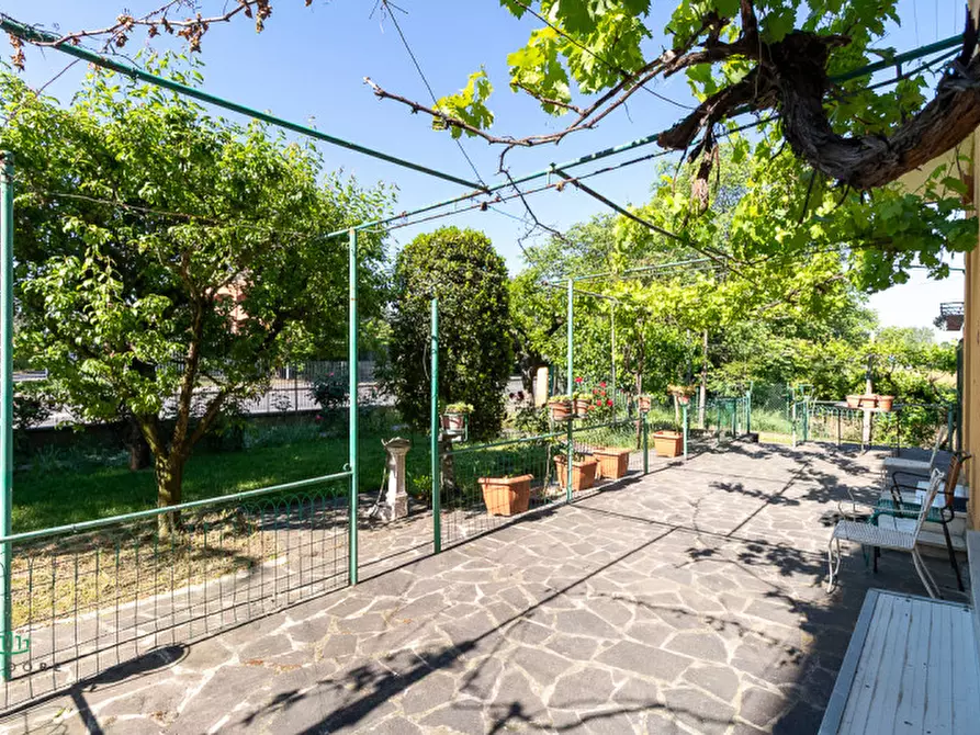 Immagine 4 di Appartamento in vendita  in VIA EMILIA 301 a San Lazzaro Di Savena
