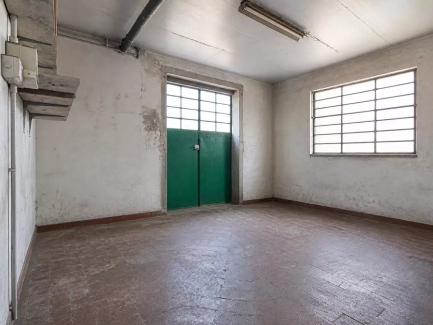 Immagine 27 di Appartamento in vendita  in VIA EMILIA 301 a San Lazzaro Di Savena