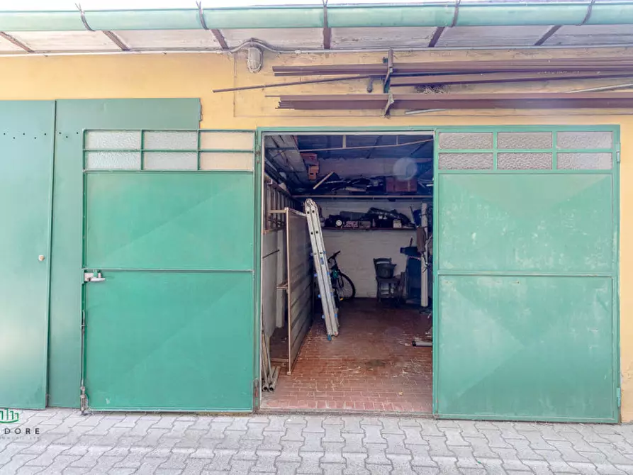 Immagine 35 di Appartamento in vendita  in VIA EMILIA 301 a San Lazzaro Di Savena