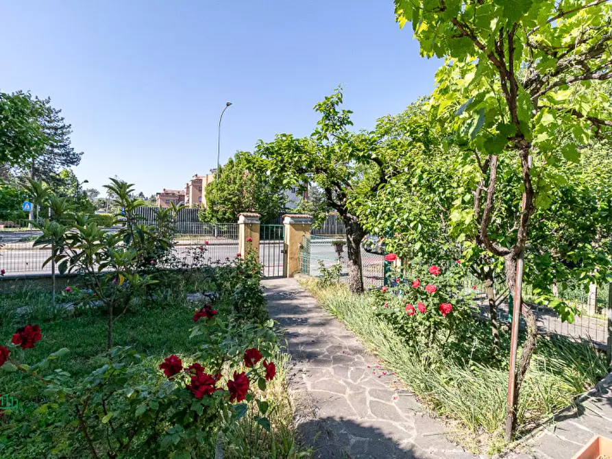 Immagine 38 di Appartamento in vendita  in VIA EMILIA 301 a San Lazzaro Di Savena