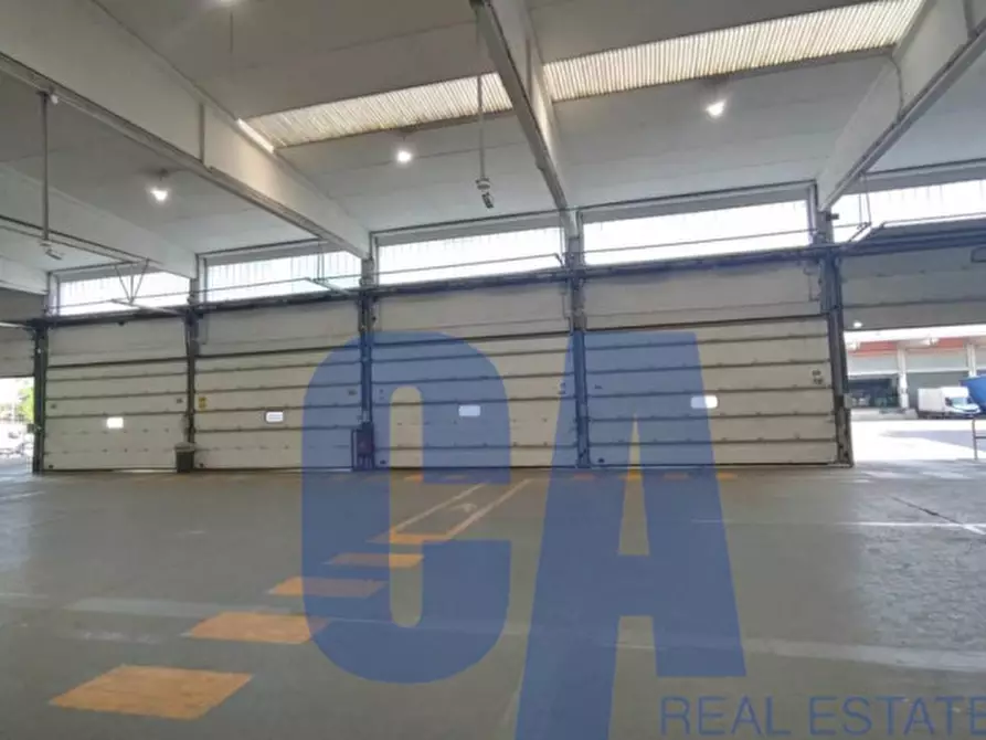 Immagine 2 di Capannone industriale in affitto  in VIA PUSIANO a San Giuliano Milanese