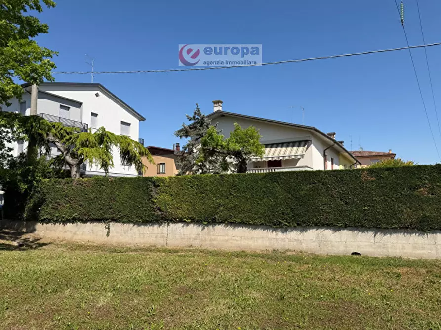 Immagine 1 di Casa bifamiliare in vendita  in Via Palermo 11 a Torri Di Quartesolo