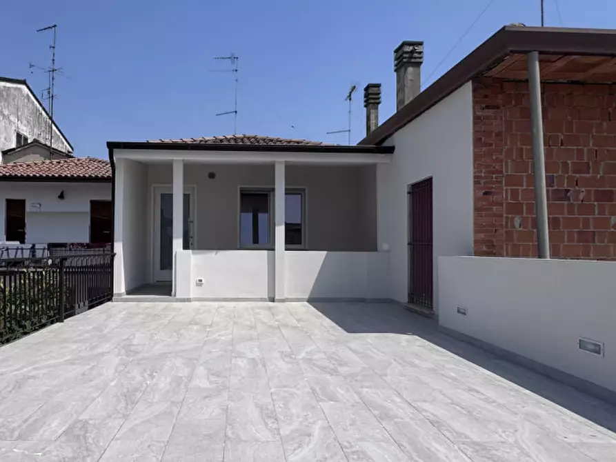 Immagine 2 di Appartamento in vendita  a Pozzonovo
