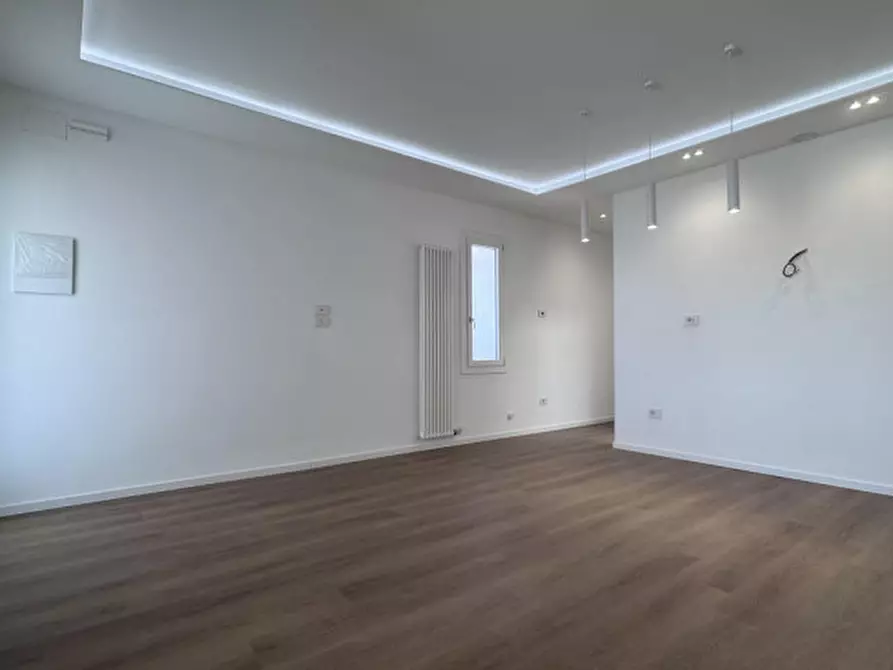 Immagine 11 di Appartamento in vendita  a Pozzonovo