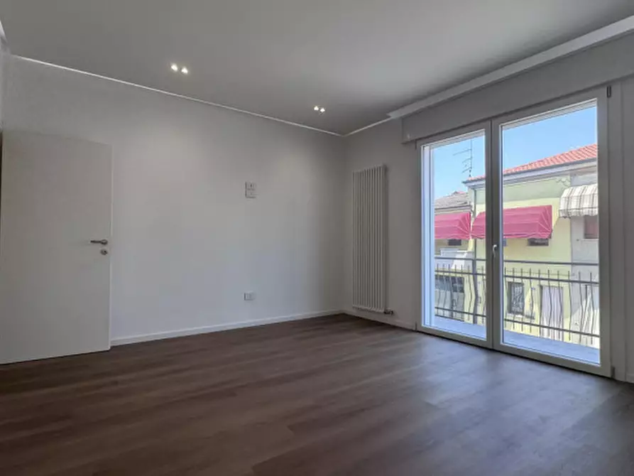 Immagine 17 di Appartamento in vendita  a Pozzonovo