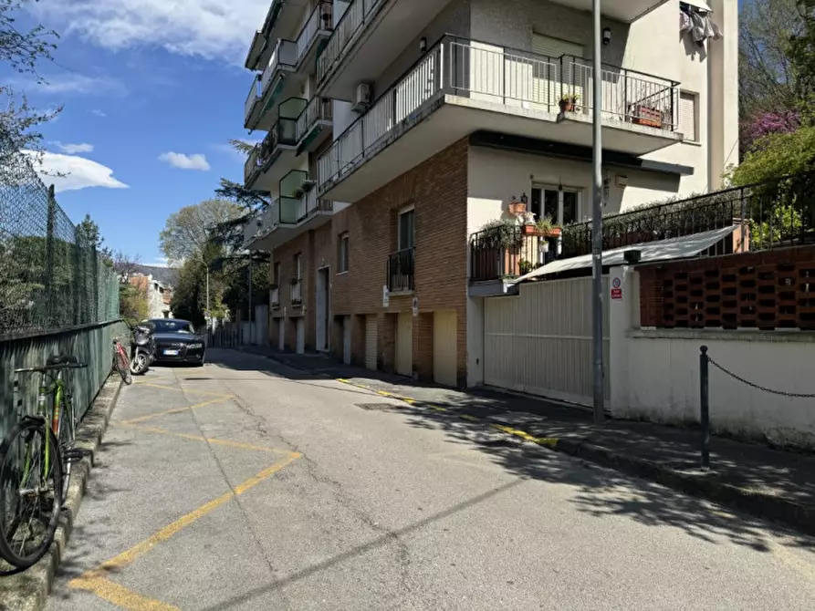 Immagine 13 di Camera in affitto  in Via Tigor 30 a Trieste
