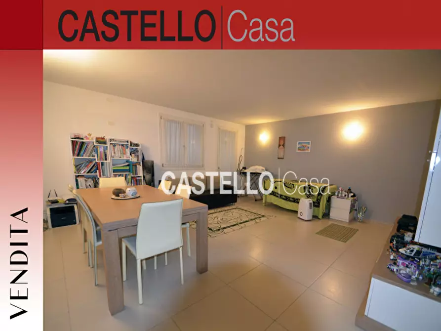 Immagine 10 di Appartamento in vendita  in Via Piave a Castelfranco Veneto