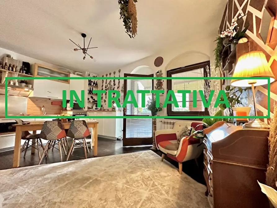 Immagine 1 di Appartamento in vendita  in Via delle Fontane a Salò