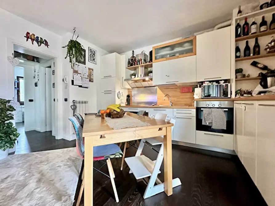 Immagine 5 di Appartamento in vendita  in Via delle Fontane a Salò