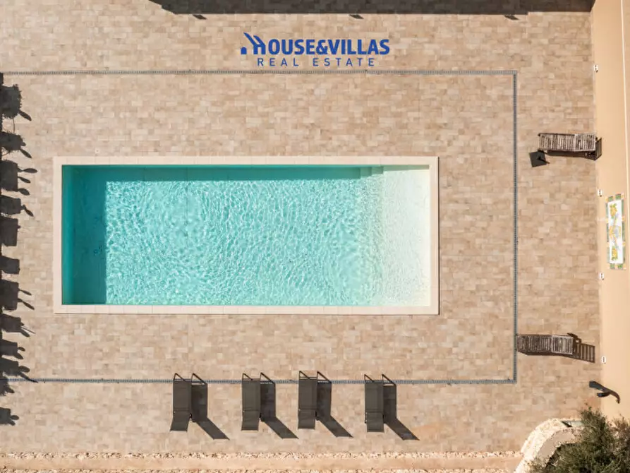 Immagine 5 di Villa in vendita  in via meti avola a Avola