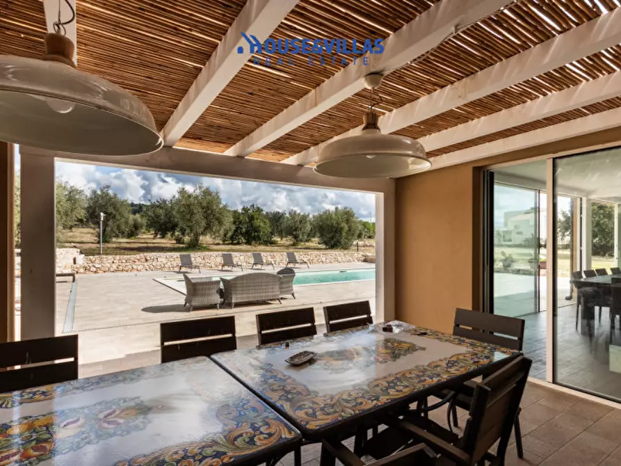 Immagine 15 di Villa in vendita  in via meti avola a Avola