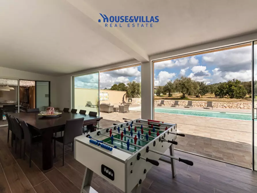 Immagine 25 di Villa in vendita  in via meti avola a Avola