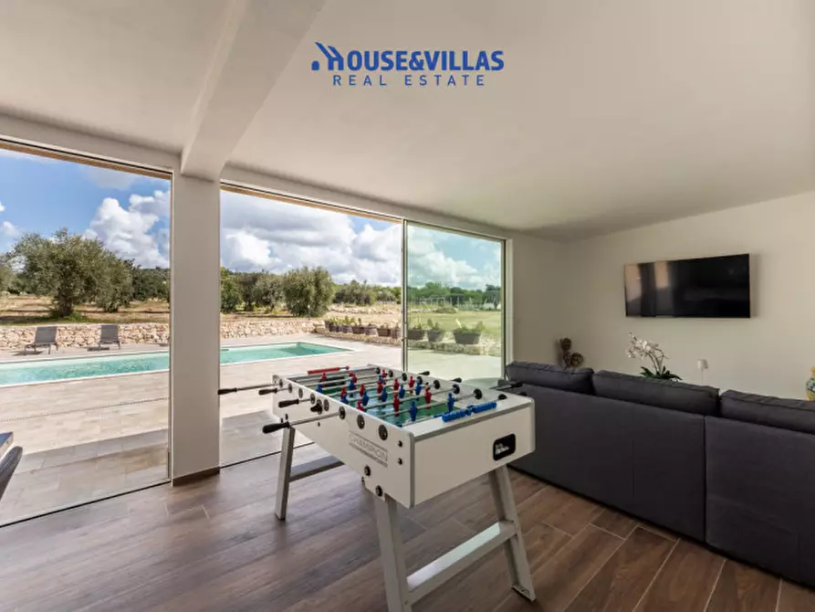 Immagine 28 di Villa in vendita  in via meti avola a Avola