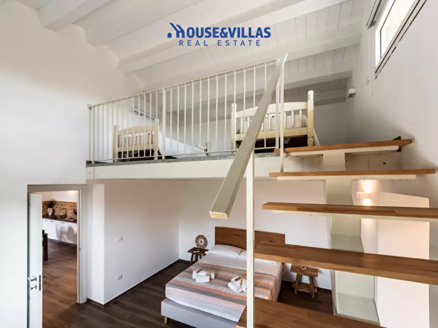 Immagine 31 di Villa in vendita  in via meti avola a Avola