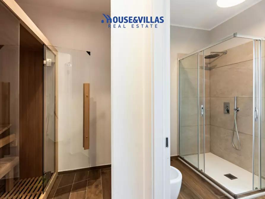 Immagine 36 di Villa in vendita  in via meti avola a Avola