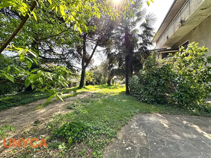 Immagine 3 di Villa in vendita  a Selvazzano Dentro