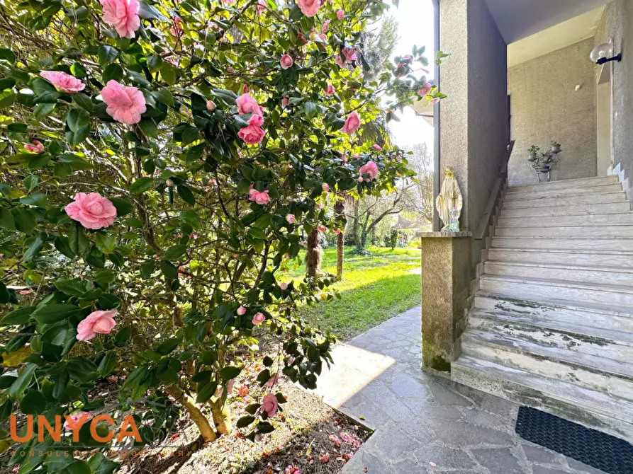 Immagine 8 di Villa in vendita  a Selvazzano Dentro