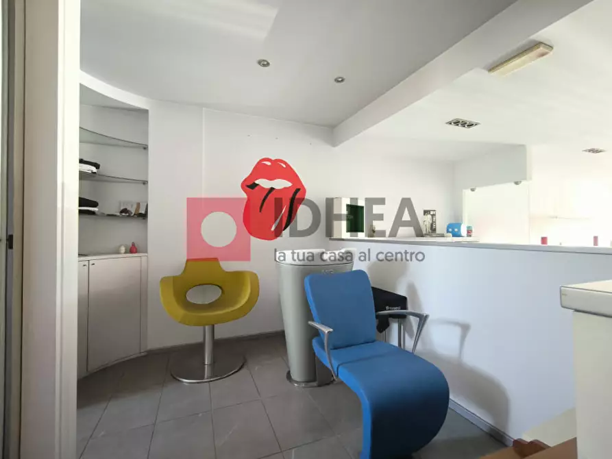 Immagine 5 di Negozio in vendita  in VIA POSTUMIA a San Biagio Di Callalta