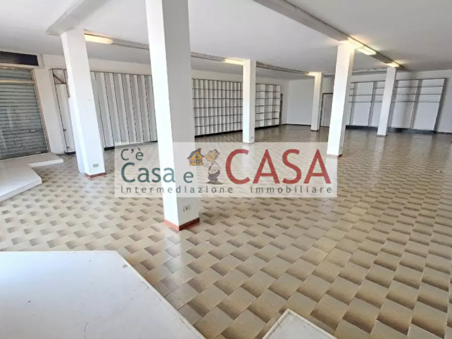 Immagine 3 di Negozio in affitto  in Via Roma a Saccolongo
