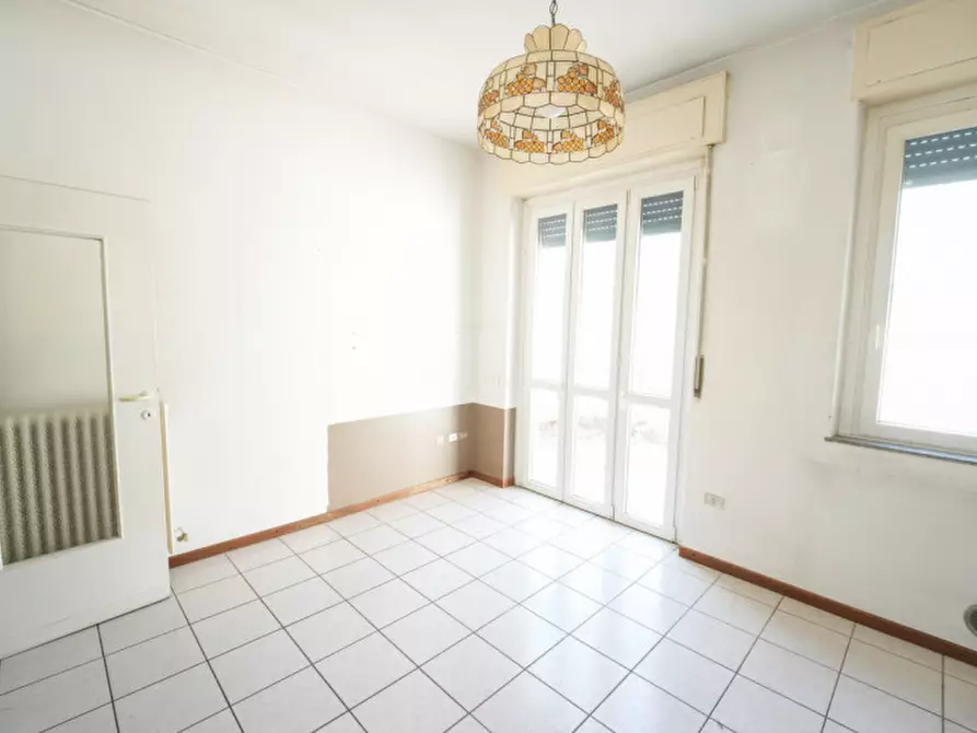 Immagine 40 di Villa in vendita  in Via Piave 4 a Sovico