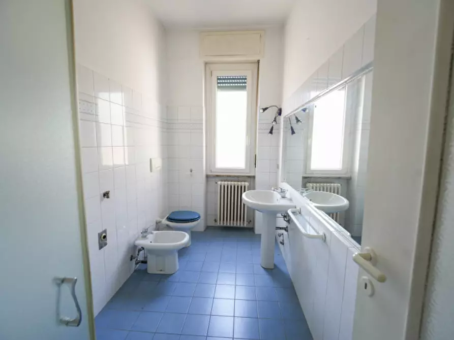 Immagine 50 di Villa in vendita  in Via Piave 4 a Sovico