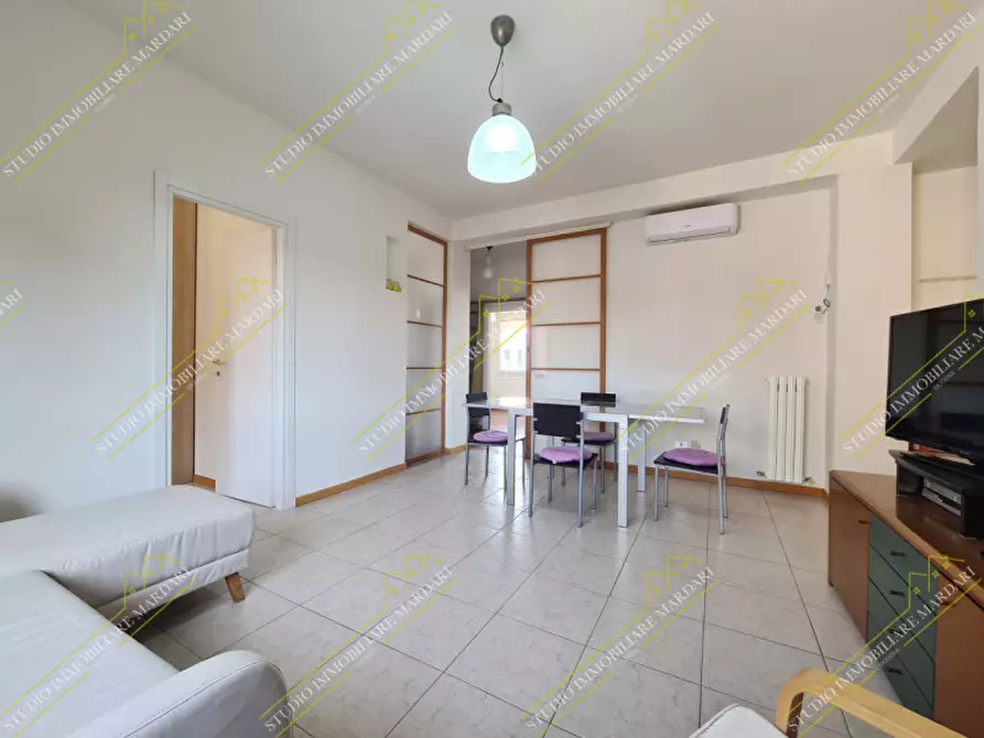 Immagine 9 di Camera in affitto  in Via Gioacchino Rossini a Modena