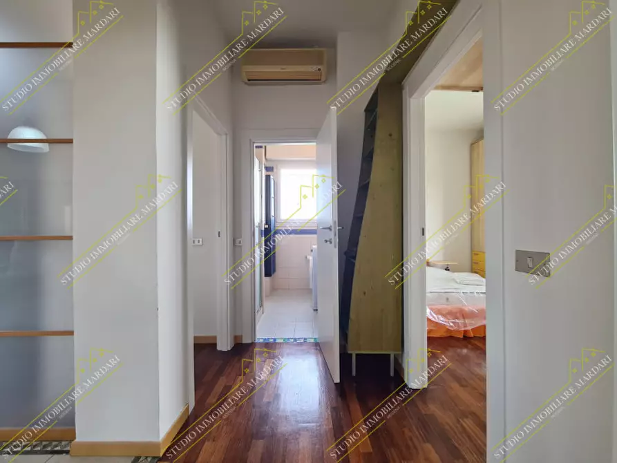 Immagine 18 di Camera in affitto  in Via Gioacchino Rossini a Modena