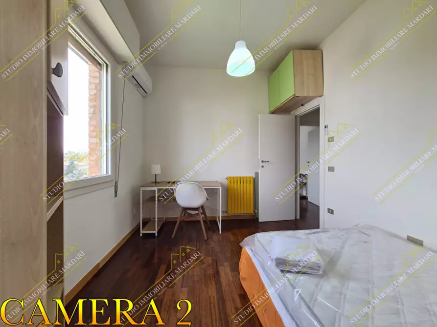 Immagine 21 di Camera in affitto  in Via Gioacchino Rossini a Modena