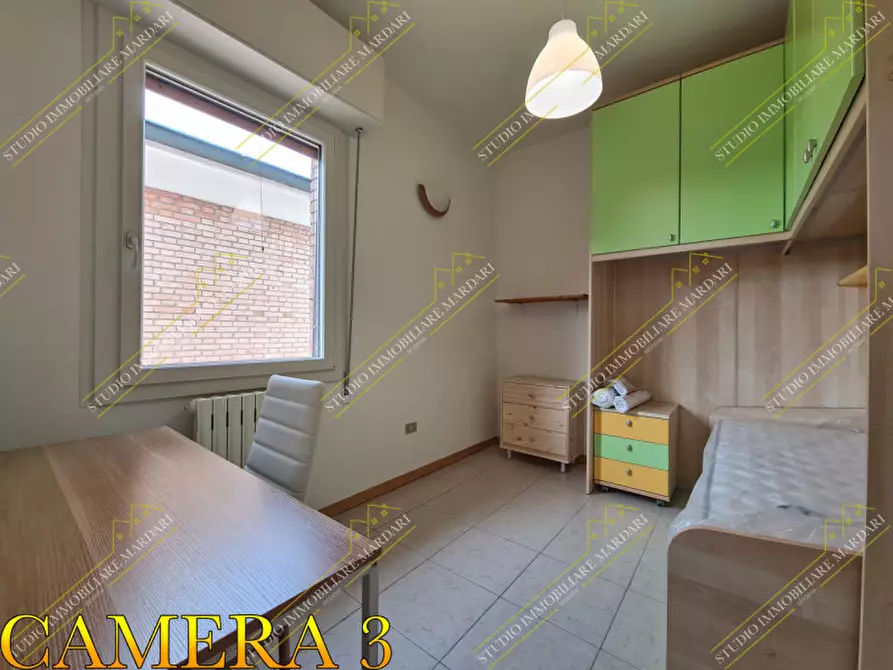 Immagine 25 di Camera in affitto  in Via Gioacchino Rossini a Modena
