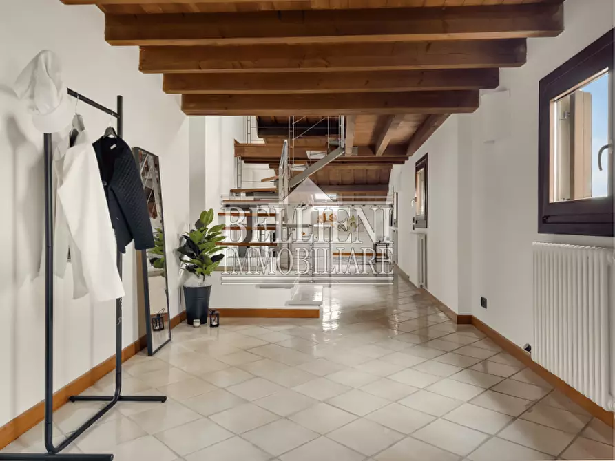 Immagine 21 di Attico in vendita  in Contra' Lodi a Vicenza