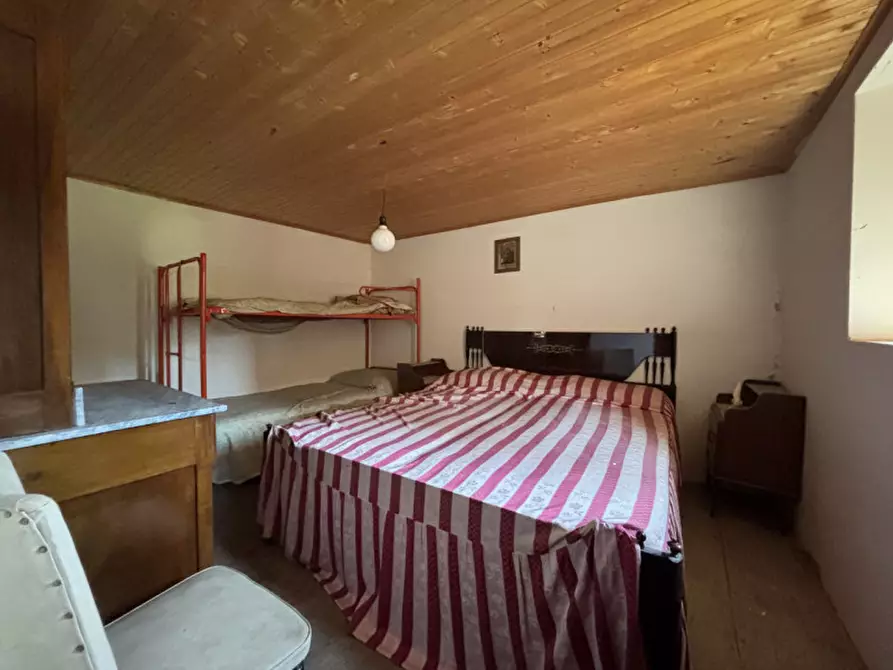 Immagine 16 di Rustico / casale in vendita  in Contrada Costa a Bosco Chiesanuova