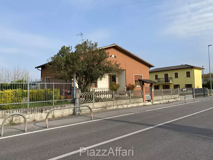 Immagine 3 di Casa indipendente in vendita  in Via 2 Giugno a Legnaro